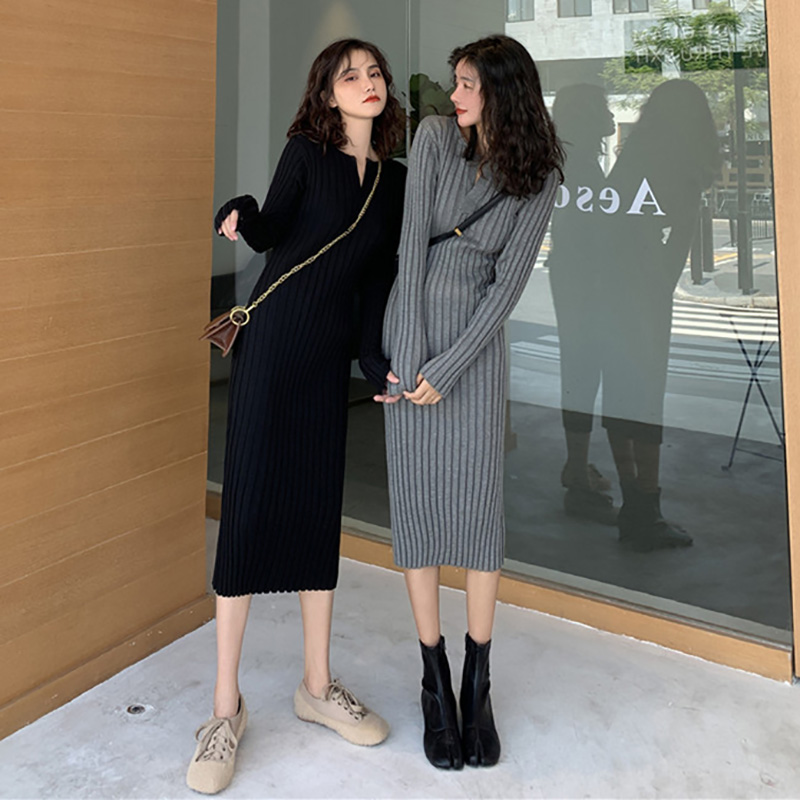 2020 Early autumn winter new swarm V collar mid-pack hip knit foreign dress with lap sweater skirt dresses