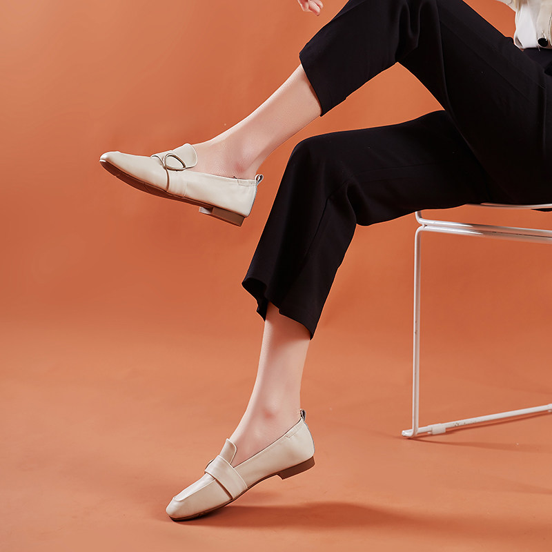 Daphne Levos shoes women genuine leather 2020 new spring square head small leather shoes one foot pedal 100 hitch Inn wind single shoes