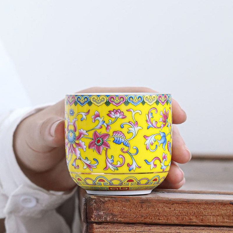Jingdezhen ceramic tea cup single cup kung fu tea set Chinese classical enamel color tea cup water cup high-end tracing gold