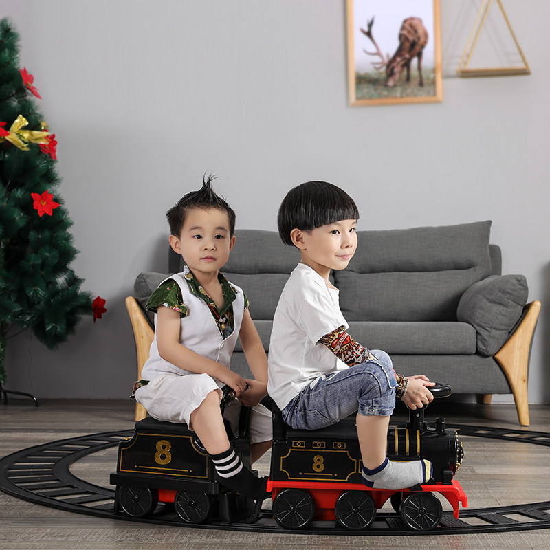 Retro can sit on the tremble electric train toy set rail car Children boys and girls 2 four-wheel stroller 3 years old