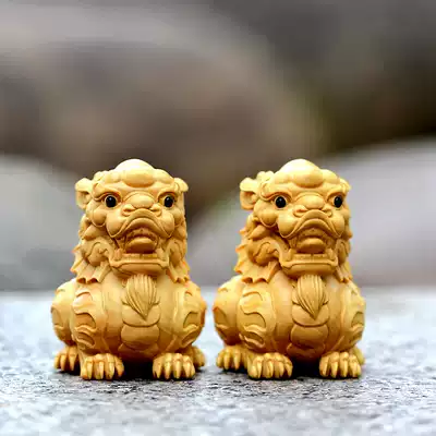 Small leaf boxwood carving Wen hand ornaments solid wood hand carved original design craft gift Rui beast