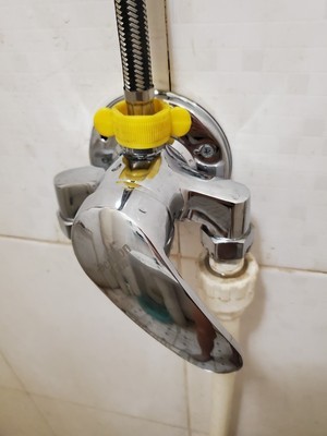 Exposed bath shower hot and cold water faucet solar water heater accessories mixing valve bath shower mixing switch