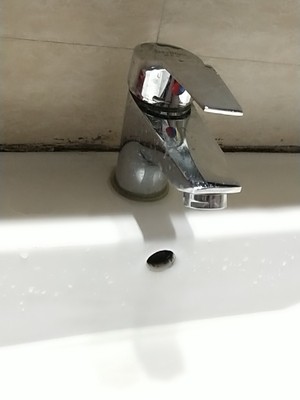 Single-hole single-water washbasin basin faucet hot and cold toilet powder room double-water household faucet mixing valve