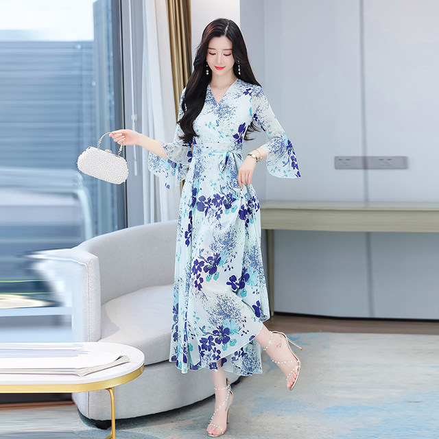 High-end chiffon dress women's summer 2022 new spring and autumn foreign temperament fashion middle-aged mother explosion style long skirt