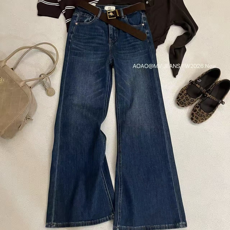 Mv855 Eight-Way Stretch Micro-Flared Jeans for Women, Autumn 2026, Korean Style, Versatile, Slimming, Casual Straight-Leg Pants Mv855 Eight-Way Stretch Micro-Flared Jeans for Women, Autumn 2026, Korean Style, Versatile, Slimming, Casual Straight-Leg Pants