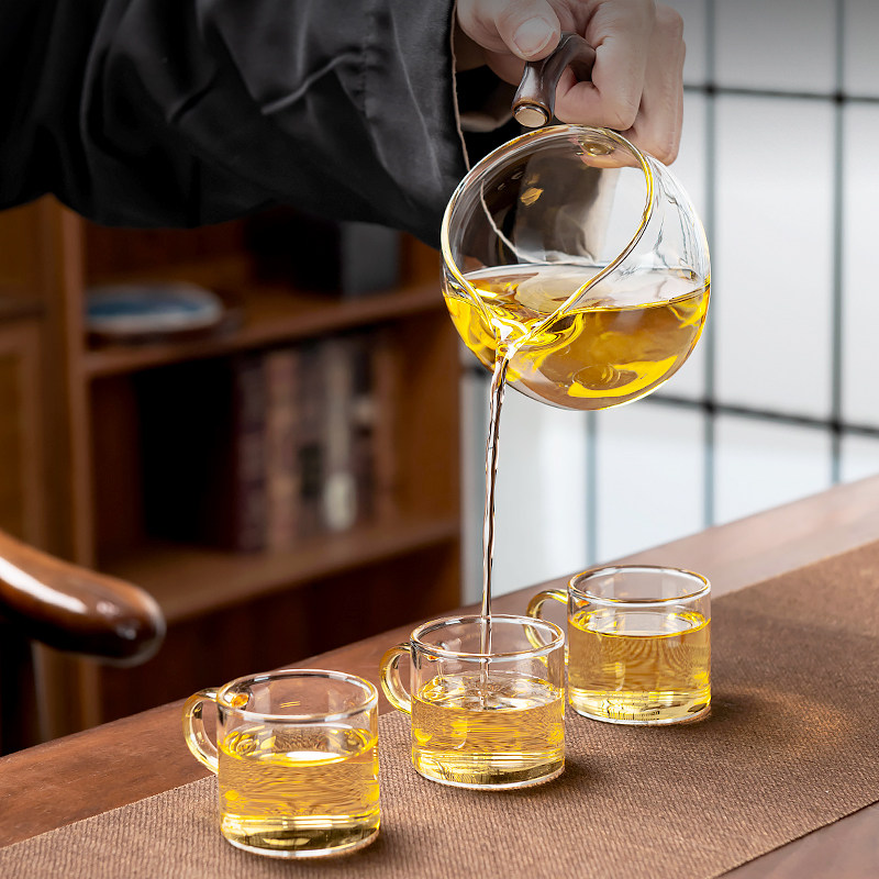 Glass Automatic Kung Fu Tea Set, Thickened, High Temperature Resistant, Magnetic Tea Brewing Pot, Home Use, Entertaining Guests, Lazy Person's Tea Brewing Tool