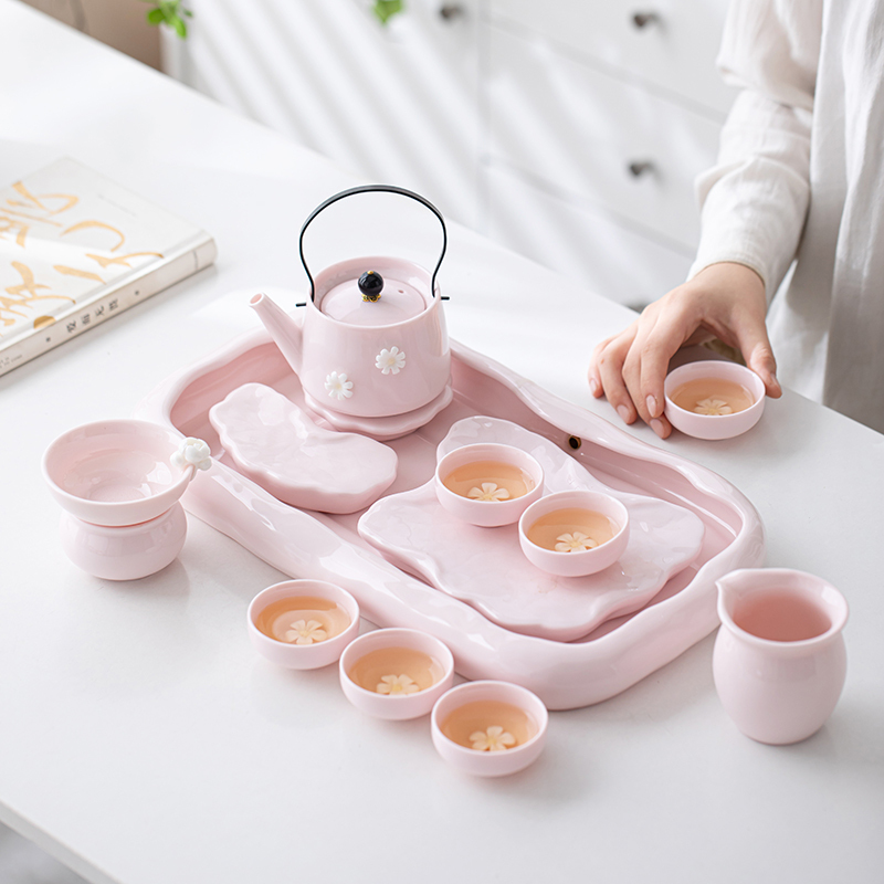 Pink Flower-Shaped Kung Fu Tea Set, Japanese-Style High-End Ceramic Teapot and Teacups for Home Use, Water-Saving Dry Brewing Tea Tray