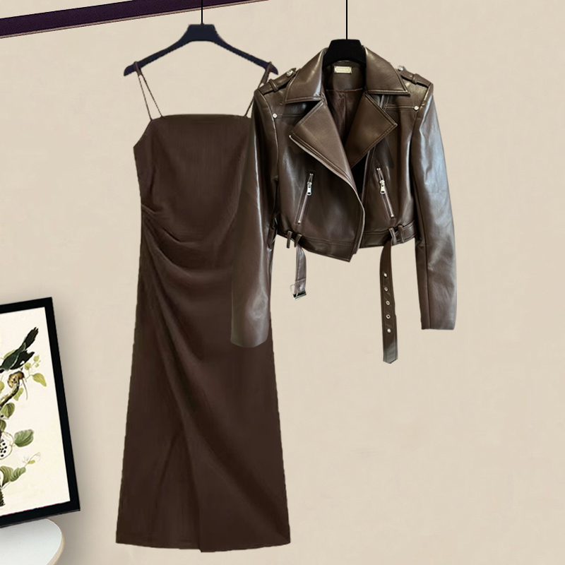 Meilade Wears a Complete Set of Early Autumn New High-End Motorcycle Jackets, Leather Jackets, and Women's Dresses in a Two-Piece Set
