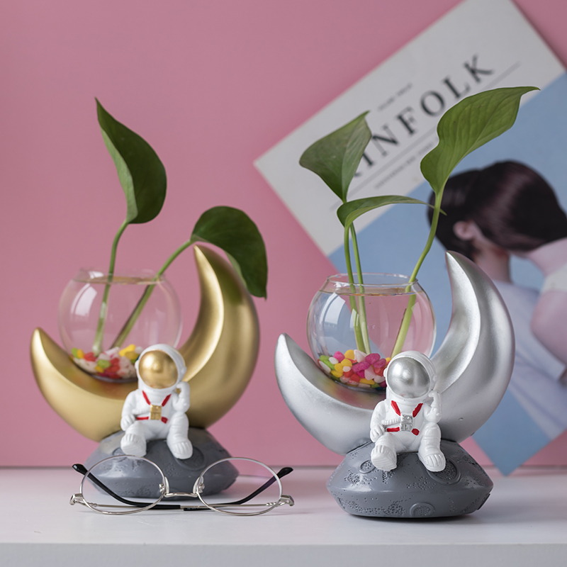 Creative Nordic Wind Astronaut Hydroponic Glass Vase Swing Piece Home Living Room Office Desktop Decorations Furnishing