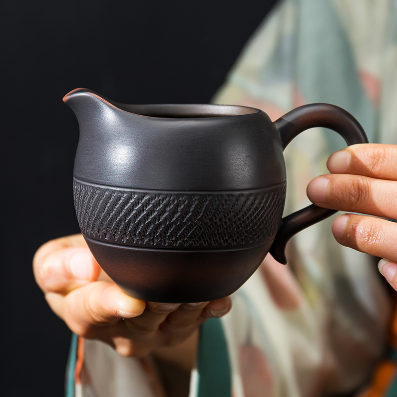 Qinchu Purple Tao Gong Road Cup Large Number Thickened Tea Water Sub tea Tea Sea Ceramic Korn tea with spare parts