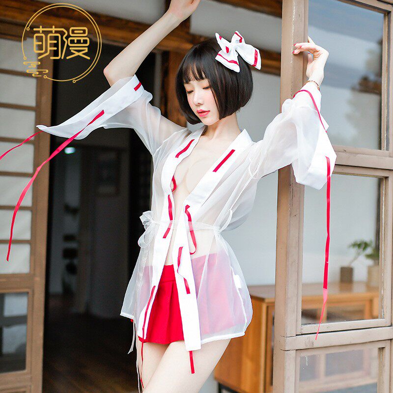 Two-dimensional sexy perspective witch costume cos uniform seven three-job soft girl flirting with private maid underwear