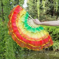 4 слоя зеленого желтого большого красного