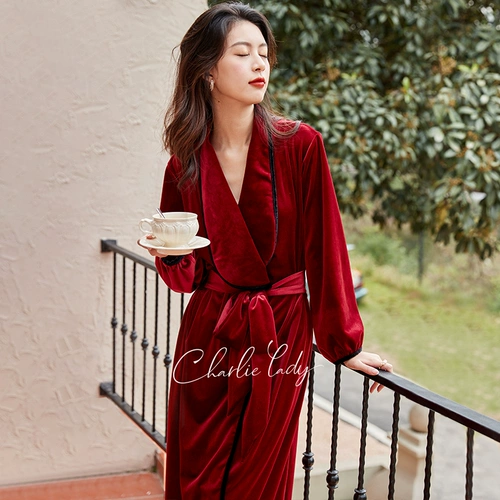 Демисезонный бархатный длинный банный халат для невесты, красный оберег на день рождения, пижама