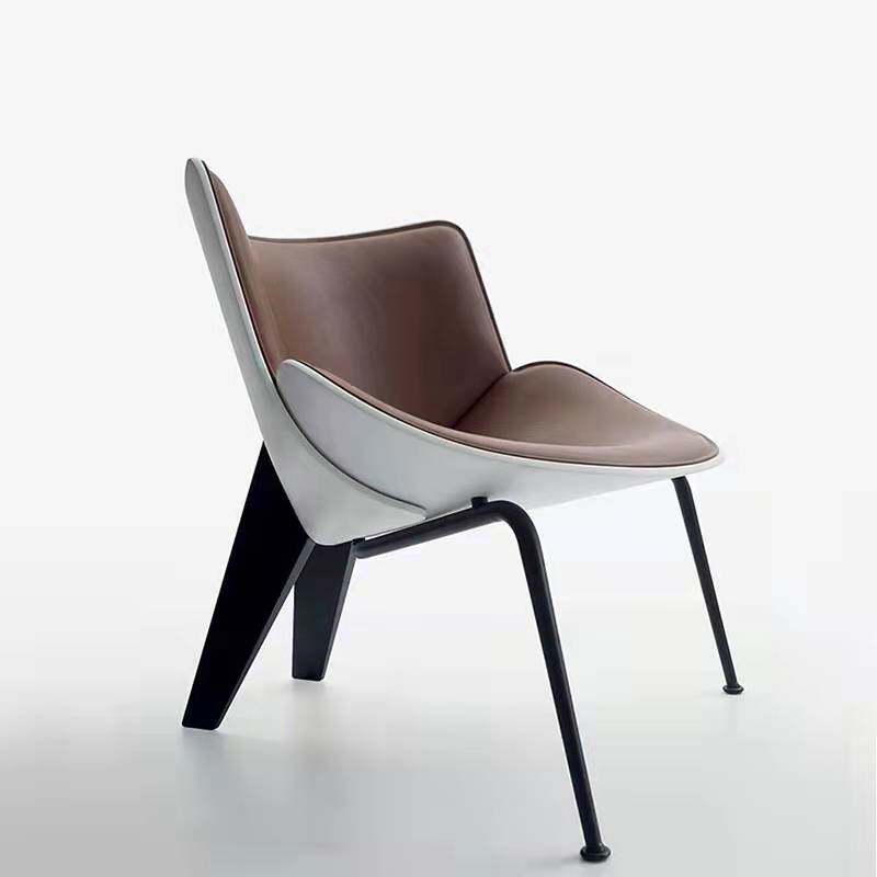 Designer leisure chair Nordic special-shaped fiberglass shell easy chair small apartment balcony art single sofa chair