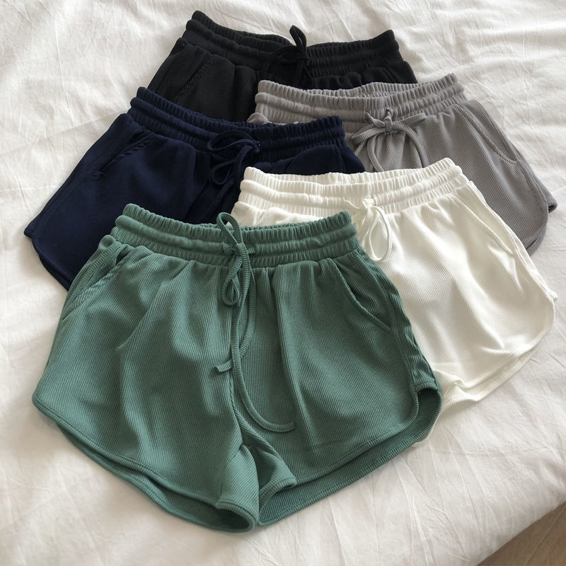 150kg Plus Size Ice Silk Sports Shorts for Women, Summer Thin Style, Slimming and Concealing, Home Sleep Shorts, Three-Quarter Hot Pants 260