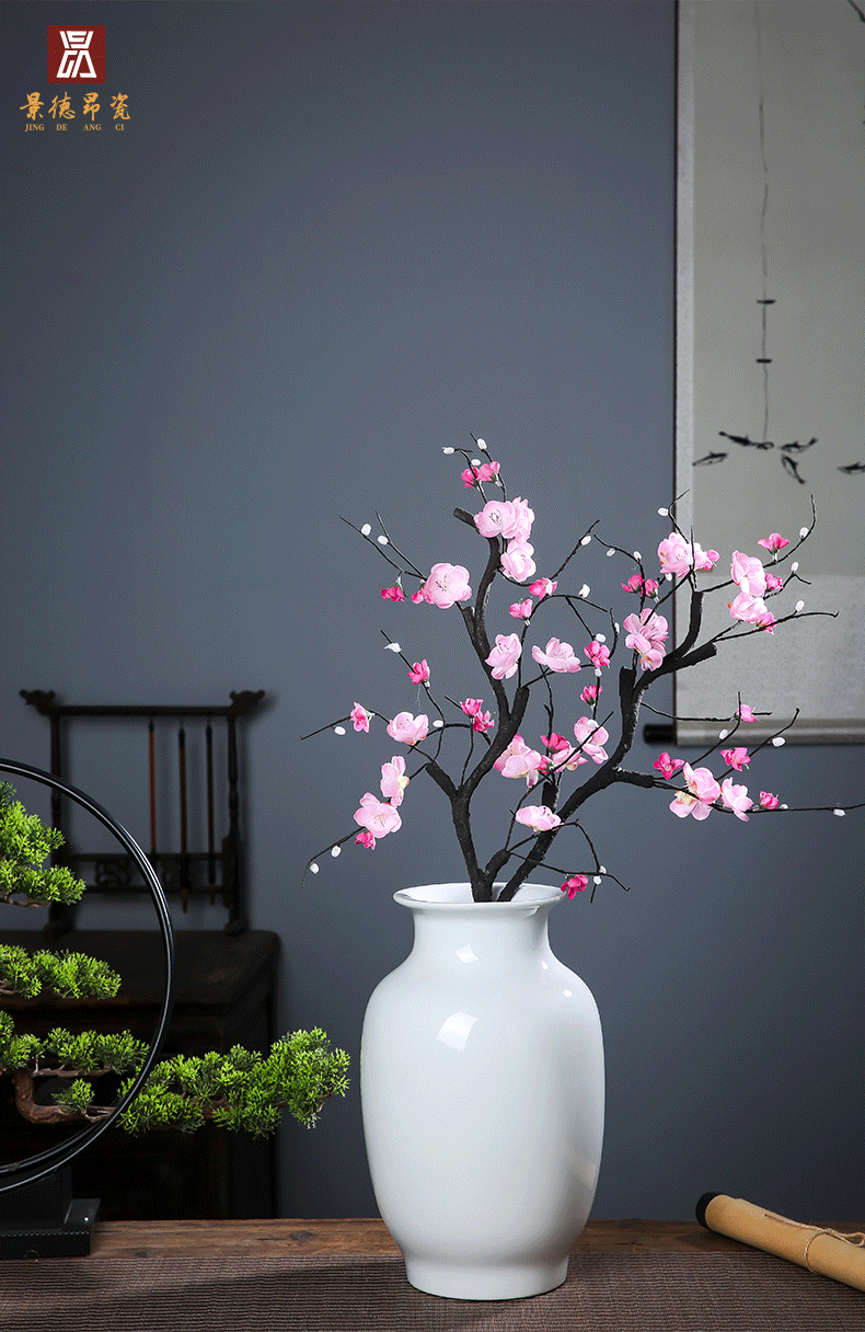 Jingdezhen ceramic white gourd bottle vases, I and contracted household living room table decorations landing place