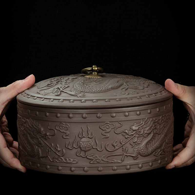 Embossed purple sand tea cake jar three cakes large Pu 'er tea jar storage wake up tea jar tea warehouse sealed jar universal