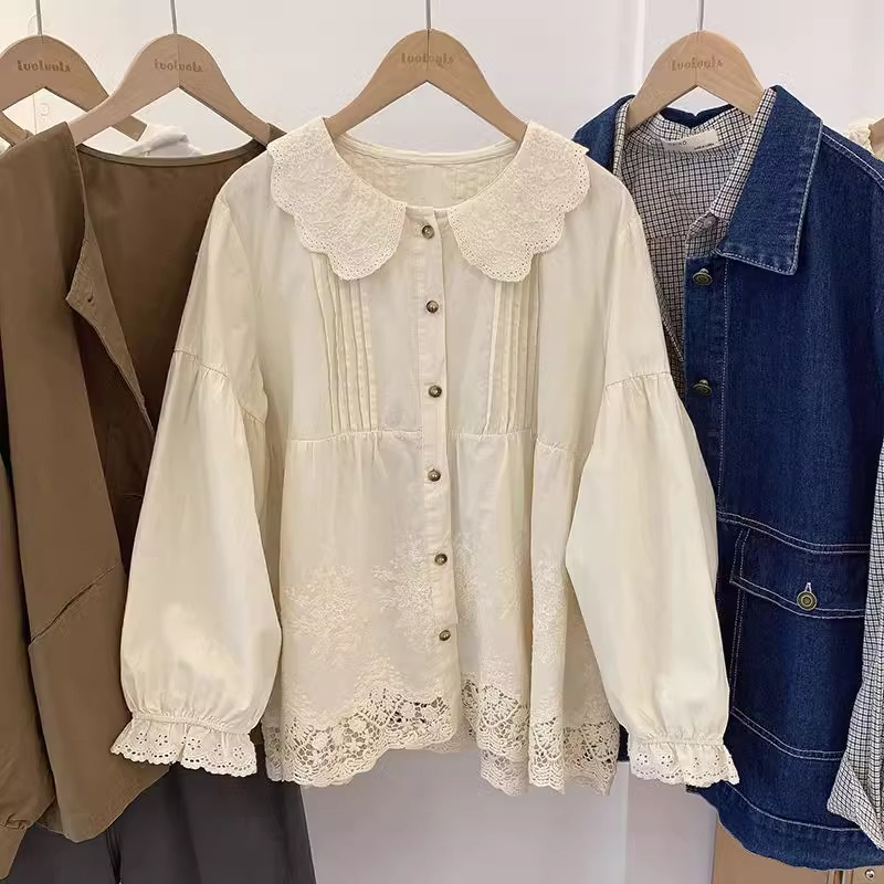 Extra Large Size 150kg Plus-Size Embroidered Hollow-Out Inner Shirt for Women, Autumn Lace-Trimmed Doll Collar Embroidered Top 2