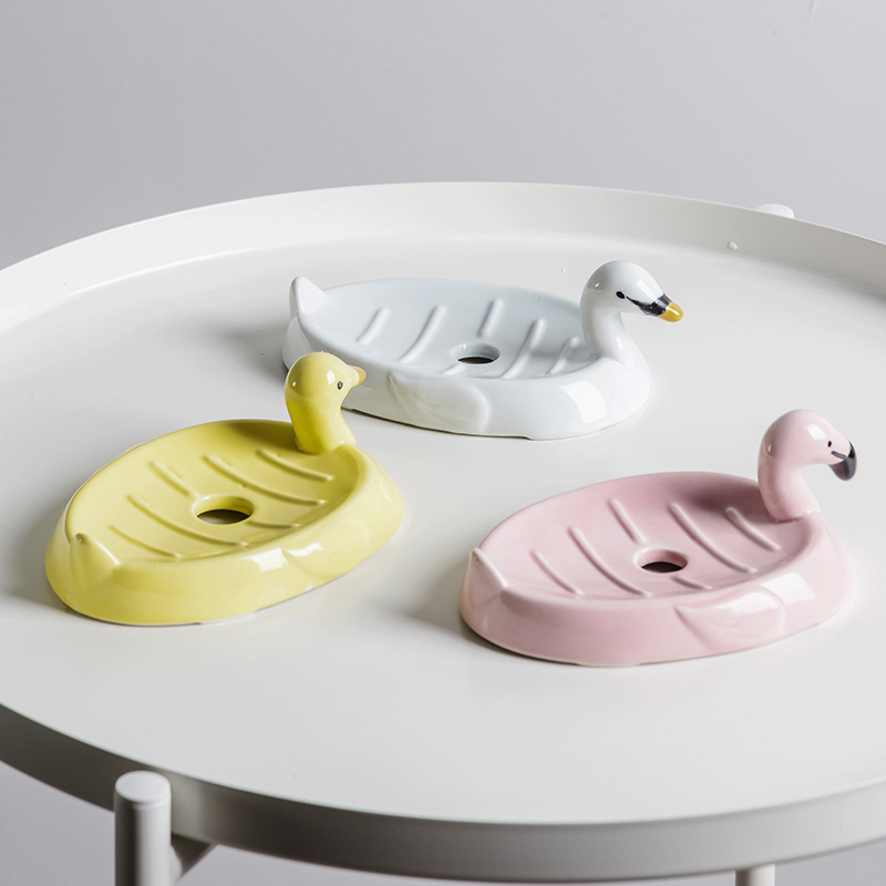 Net Red Ins Style Ceramic Soapbox With Drain Hole Creative Personality Cute Flaminover Soap Rack Soap