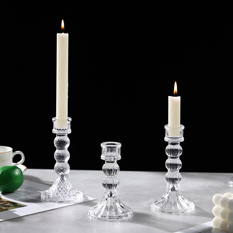 ヨーロピアンスタイルの背の高いクリスタルガラス製キャンドルスタンド、家庭用透明キャンドルホルダーベース、高級キャンドルホルダースタンド。