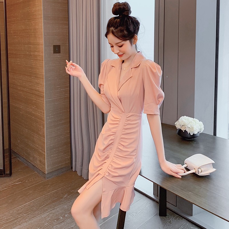 Summer dress 2022 New female design sensation Little crowdfish tail Skirt High-end Temperament Goddess Van Suit Collar Foreign Dress