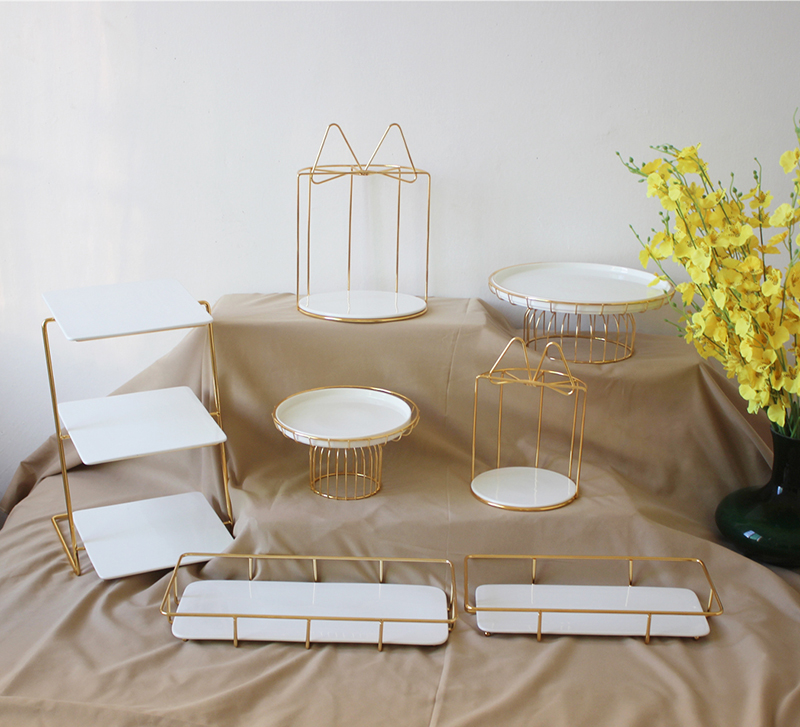 Golden dessert cake machine rack suits for three snacks a decorative ceramic compote birthday cake tray was iron