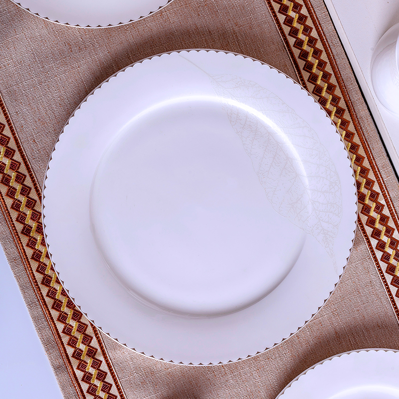 Dishes suit household combination of European jingdezhen ipads porcelain tableware Dishes chopsticks Chinese ceramic bowl Dishes for dinner
