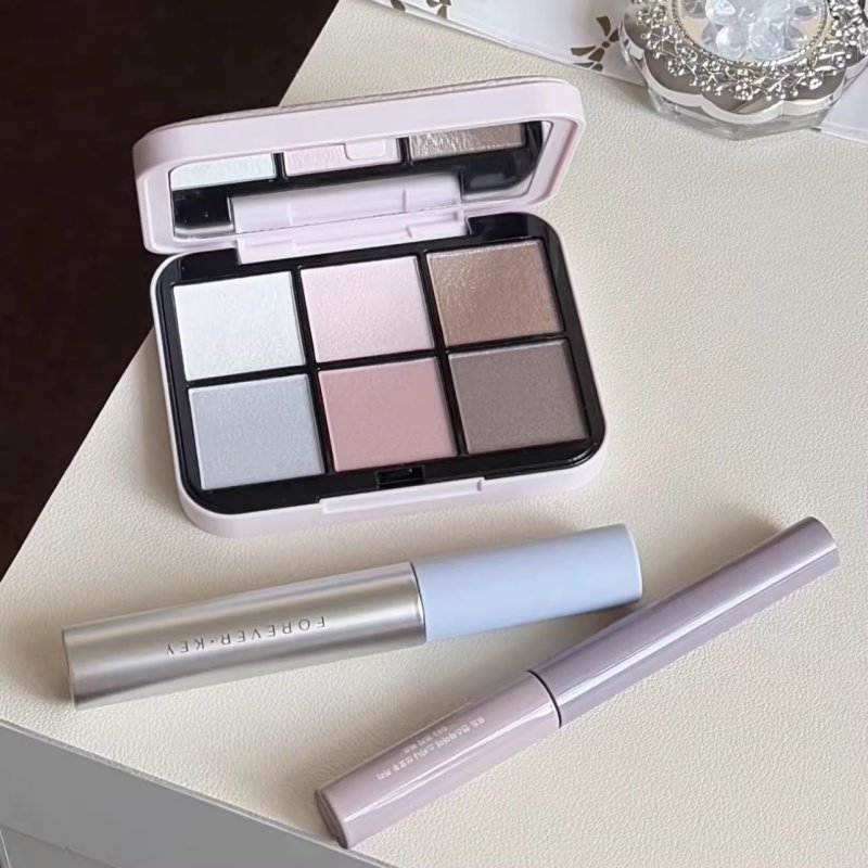 【1件85折】SNIDEL六色眼影盘