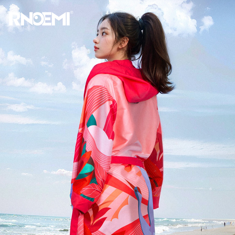 Swimming Bathrobe, Quick-Drying Cloak, Beach Changing Clothes, Hooded, Windproof, Warm, Portable, Adult Diving and Swimming Bath Towel