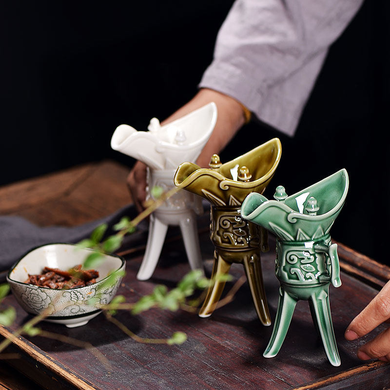 Chinese retro big Jue Cup wine bottle wine wine glass wine bottle wine cup goblet wine cup goblet wine cup Goblet