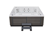 Indoor acrylic bubble surfing constant temperature heating villa free-standing jacuzzi Multi-person intelligent SPA large pool