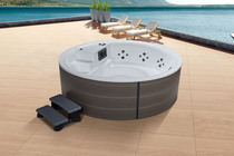 Villa surf jacuzzi with bubble constant temperature heating can be installed independently Intelligent control acrylic cylinder