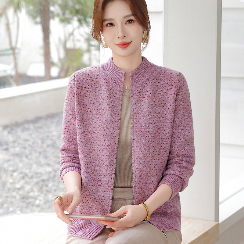 2026 New Spring Clothing for Mothers, Stand-Up Collar Knitted Sweater, Stylish Cardigan, Middle-Aged and Elderly Women's Clothing, Spring and Autumn Age-Reducing Tops