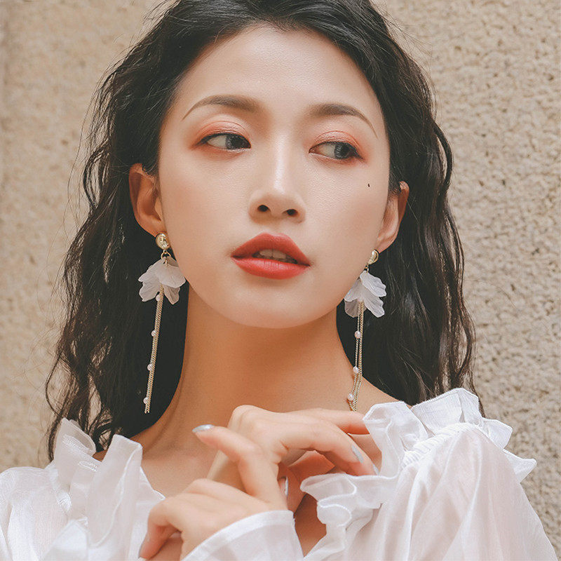 2021 earrings flower pearl new fashion design sense fairy niche high-end ear needle chain tassel earrings women