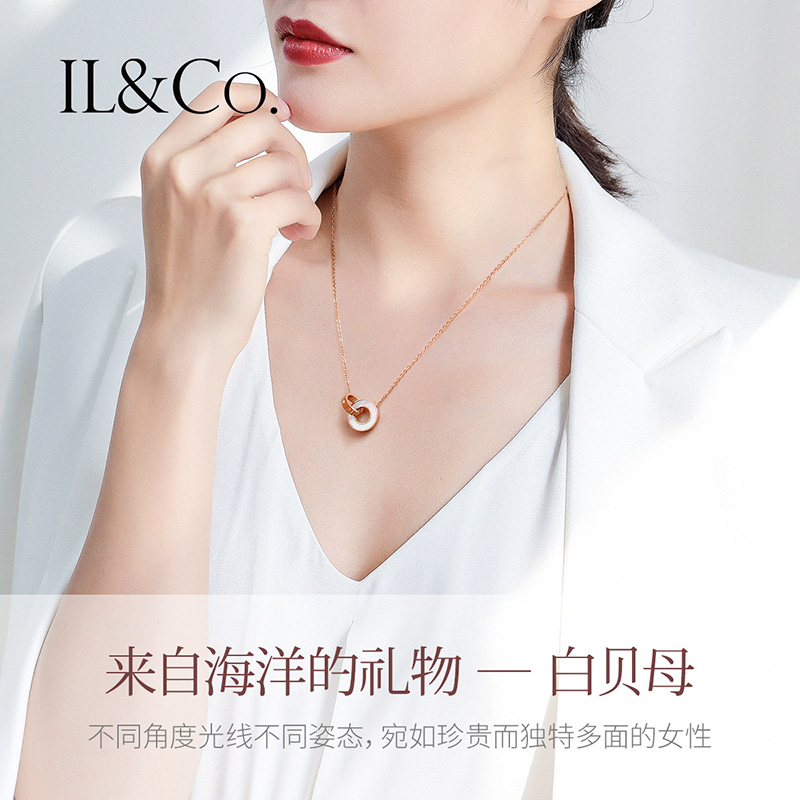 日本独立设计师珠宝品牌 IL&Co 玫瑰金镶钻石罗马项链 主钻0.8分 双重优惠折后¥99包邮 2款可选 附GIC证书 日本独立设计师珠宝品牌 IL&Co 玫瑰金镶钻石罗马项链 主钻0.8分 双重优惠折后¥99包邮 2款可选 附GIC证书