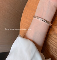 Hong Kong is giving birth to the silver 999 Korean version of the small crowd design light extravagant lukewarm wind inlaid with opening bracelet female minimalist fashion