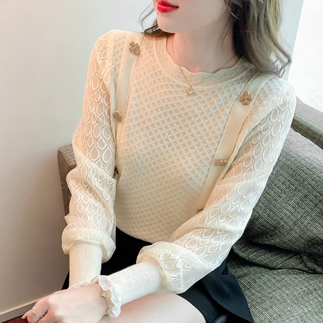 2022 fashion lace bottoming shirt women's Korean version sequin lace sleeves stitching fake two-piece wool knitted sweater inside