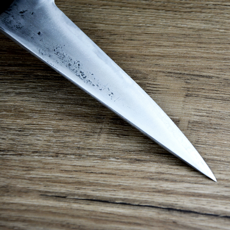 Joe is forging slaughtering sharp knife sharp splitting knife special killing pig bloodletting special knife butcher selling meat bone removal knife