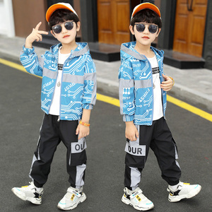 揽街男童秋款潮酷套装中大童帅气时髦