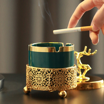 Creative minimalist light luxury wind ceramic small ashtray Home living room personality trend fashion European anti-fly ash with cover