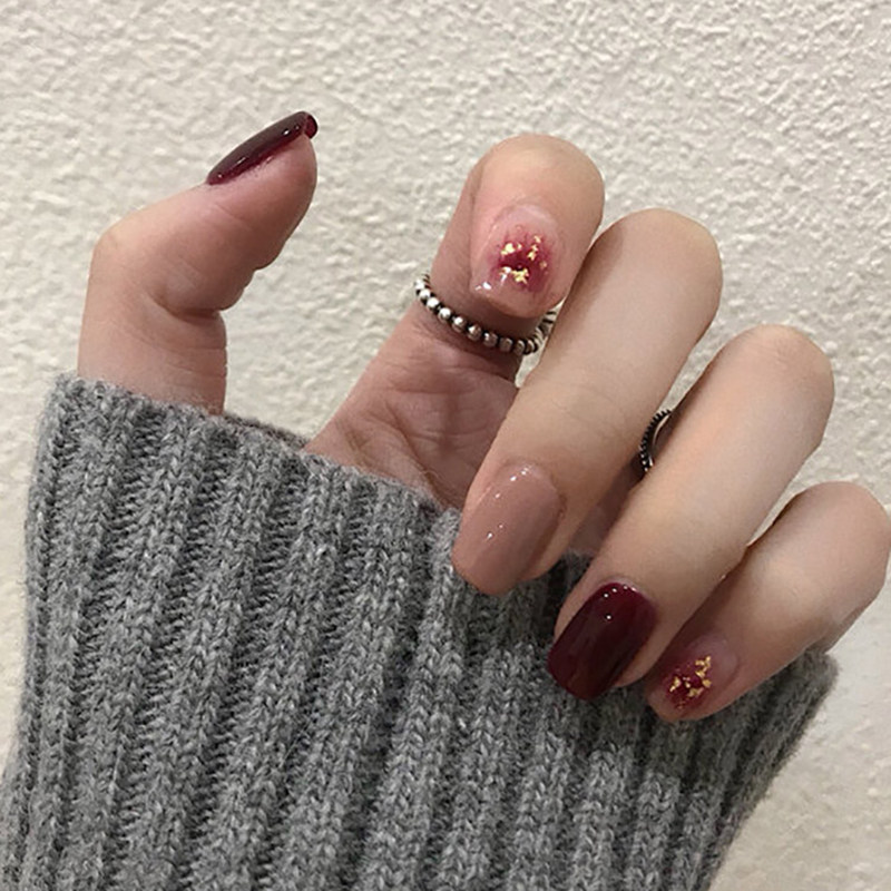 Net red Chia Oil Glue 2021 New Wine Red Color Nail Polish MILK TEA COLOR BIG CHERRY RED MEDECINE SHOP SPECIAL