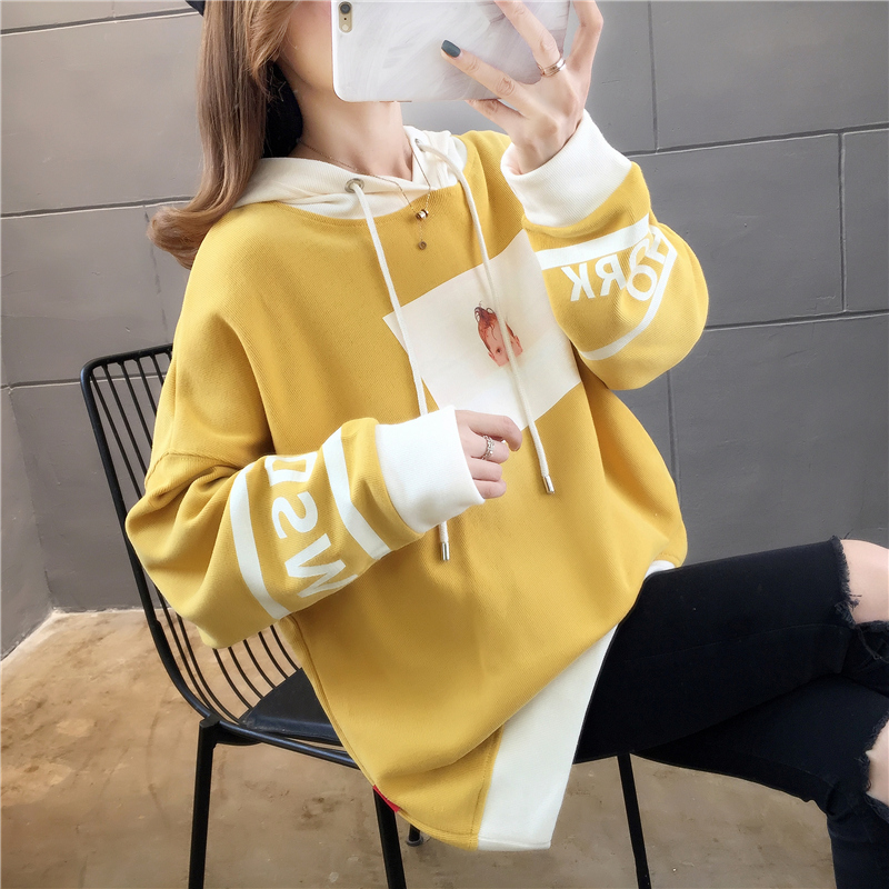 The Moskrit Korean version of the Korean version of the Internet Red Loose Clothing Women 2022 Chunqiu's new large size women's slim fit 100 lap jacket