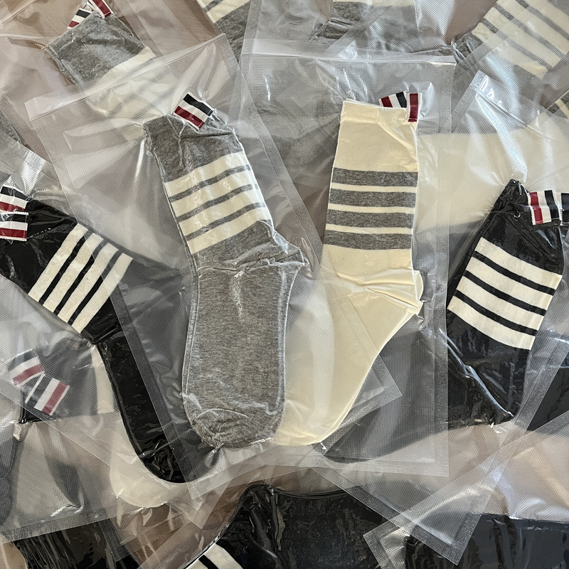 Classic Tb Four-Bar Stripesd Socks Pure Cotton Versatile Men's and Women's ins Trendyy Preppy Style Casual Sports Socks Classic Tb Four-Bar Stripesd Socks Pure Cotton Versatile Men's and Women's ins Trendyy Preppy Style Casual Sports Socks