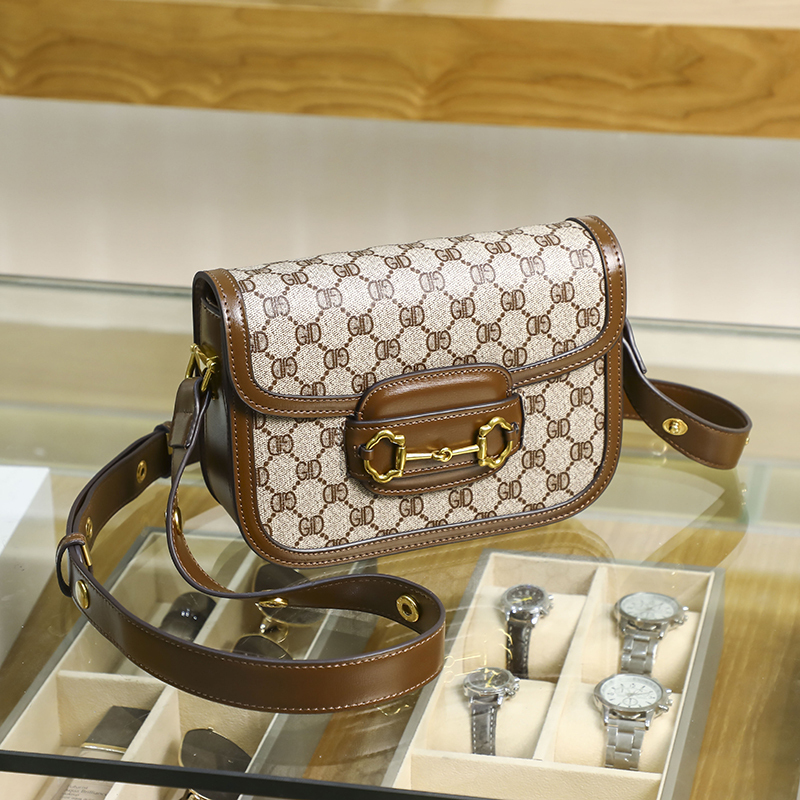 Authentic French Designer Bags 2026 New Model Horsebit Bag, Same Style as Xiao Zhan, 1955 Fashion Single-Shoulder Saddle Bag Authentic French Designer Bags 2026 New Model Horsebit Bag, Same Style as Xiao Zhan, 1955 Fashion Single-Shoulder Saddle Bag