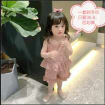 Girls 2020 summer new products net red suit baby plaid suspender top and shorts foreign style two-piece childrens clothing