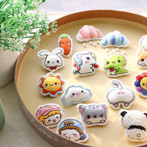 Hand embroidered diy cute cartoon brooch material bag Christmas Eve birthday present self-embroidered couple send boyfriend