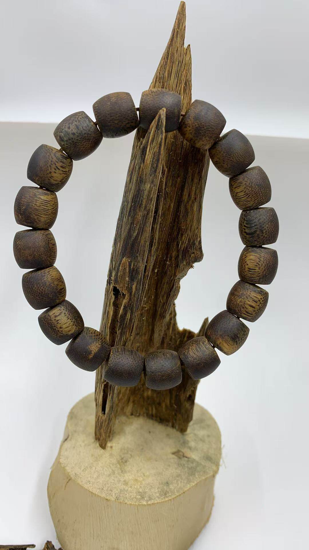 本物保证ダラカンの手串つき 天然野生沉香ゆし油脂が豊富収蔵品