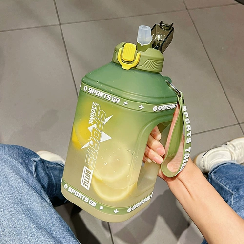 Вместительный и большой спортивный высококачественный портативный летний чайник для спортзала