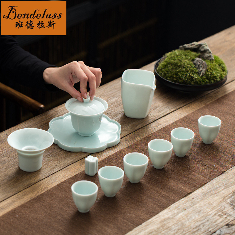 Banderras Qingyu Porcelain Tea Set Group Home Brief Modern Little Fresh Kung Fu Tea Tea Tea Tea Tea Cup Suit