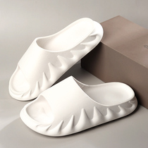 Slippers men's tide 2021 new outdoor summer fashion Japanese simple trend non-slip men's sandals